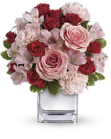 TELEFLORA'S LOVE THAT PINK BOUQUET