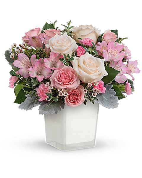 Teleflora's Oh So Lovely Bouquet